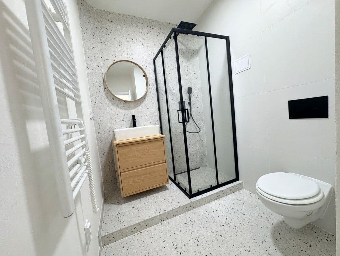 Predaj bytu 2-izbový 43 m², M. J. Lermontova, Praha, Praha Predaj bytu 2-izbový 43 m², M. J. Lermontova, Praha, Praha