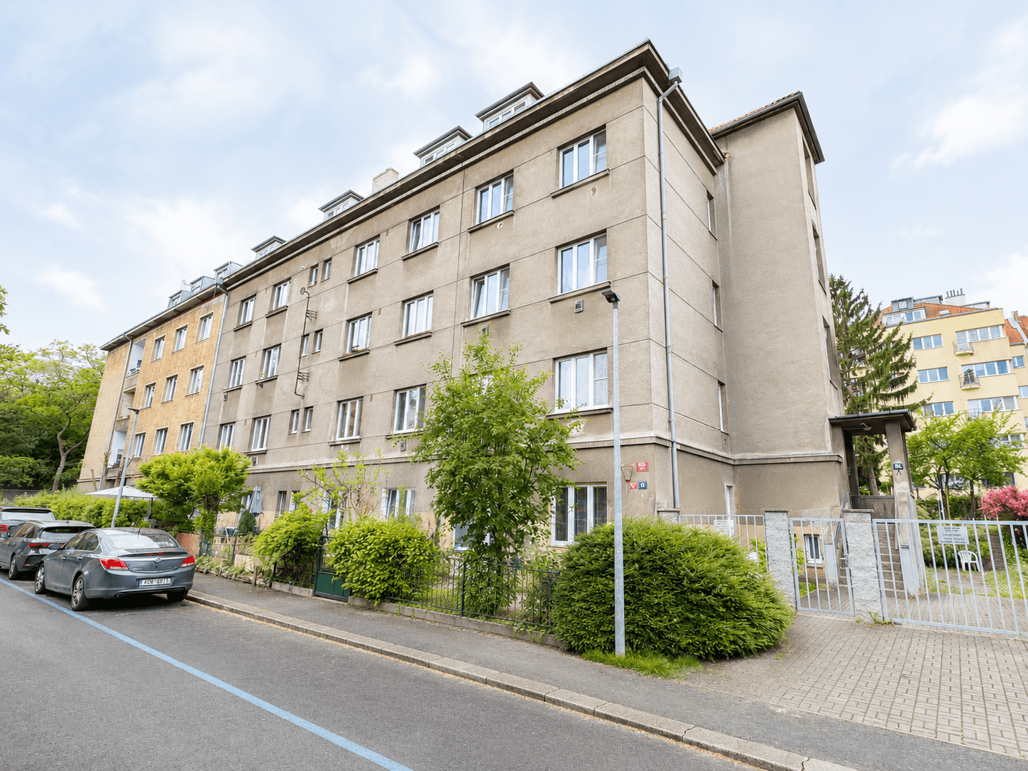 Predaj bytu 2-izbový 43 m², M. J. Lermontova, Praha, Praha Predaj bytu 2-izbový 43 m², M. J. Lermontova, Praha, Praha