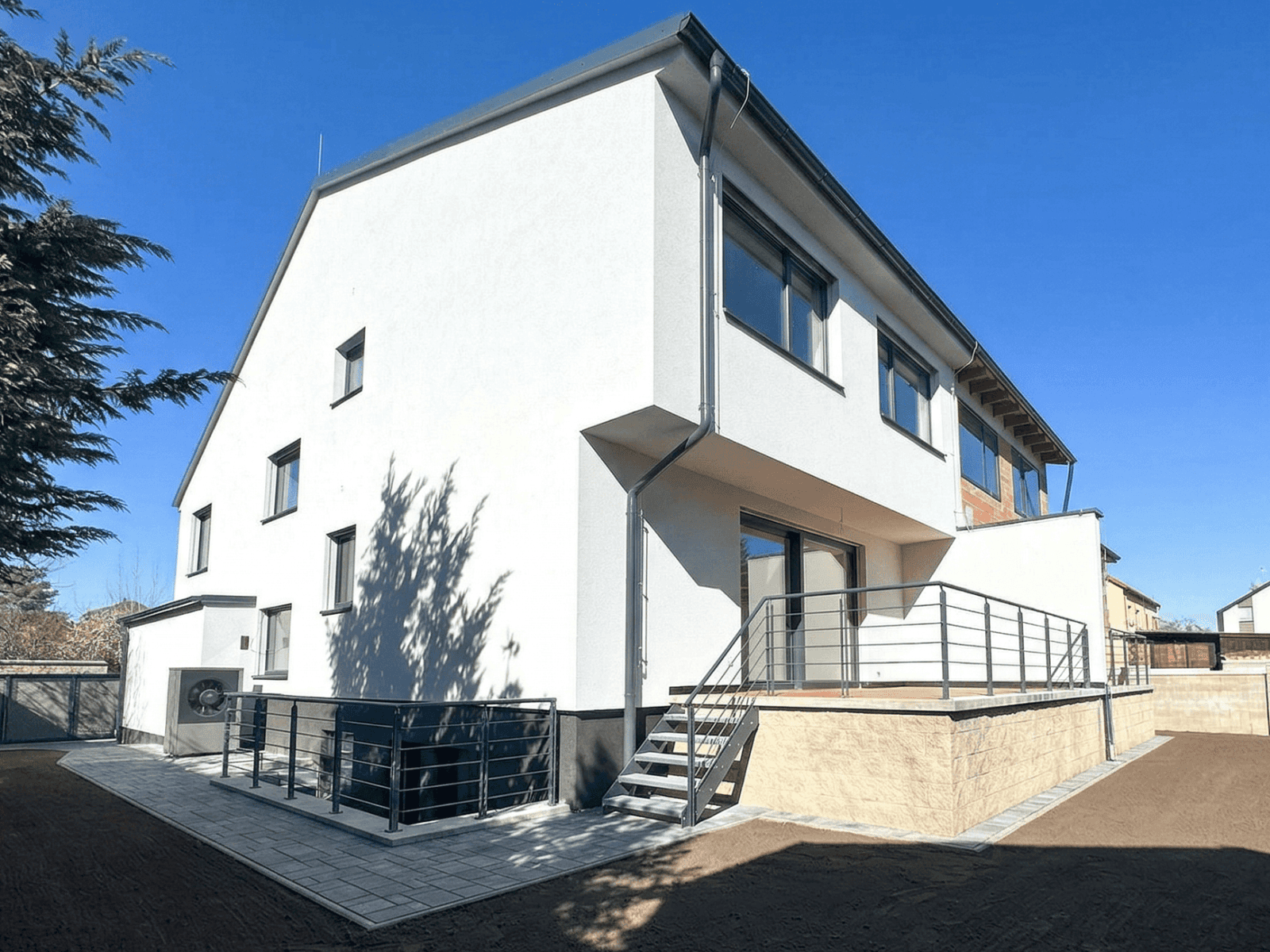 Predaj domu 257 m², pozemok 292 m², Lipovická, Praha, Praha Predaj domu 257 m², pozemok 292 m², Lipovická, Praha, Praha