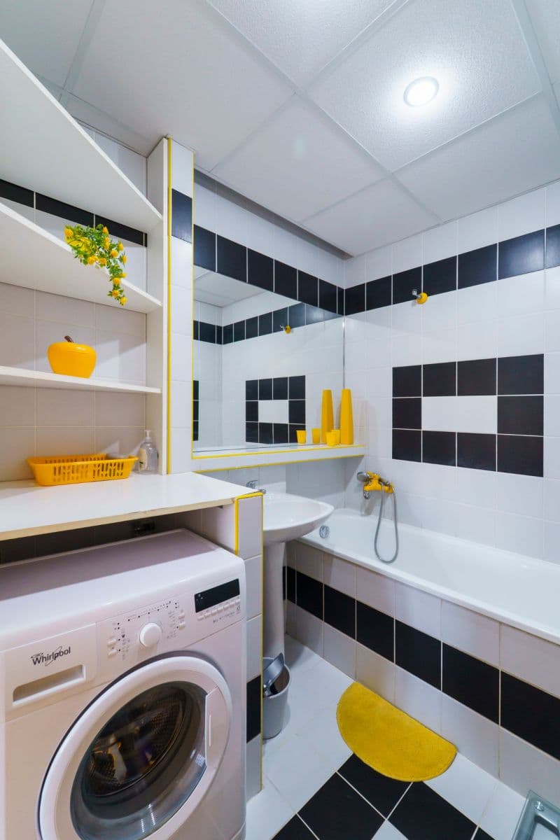 Prenájom bytu 3-izbový 70 m², Vysočanská, Praha, Praha Prenájom bytu 3-izbový 70 m², Vysočanská, Praha, Praha