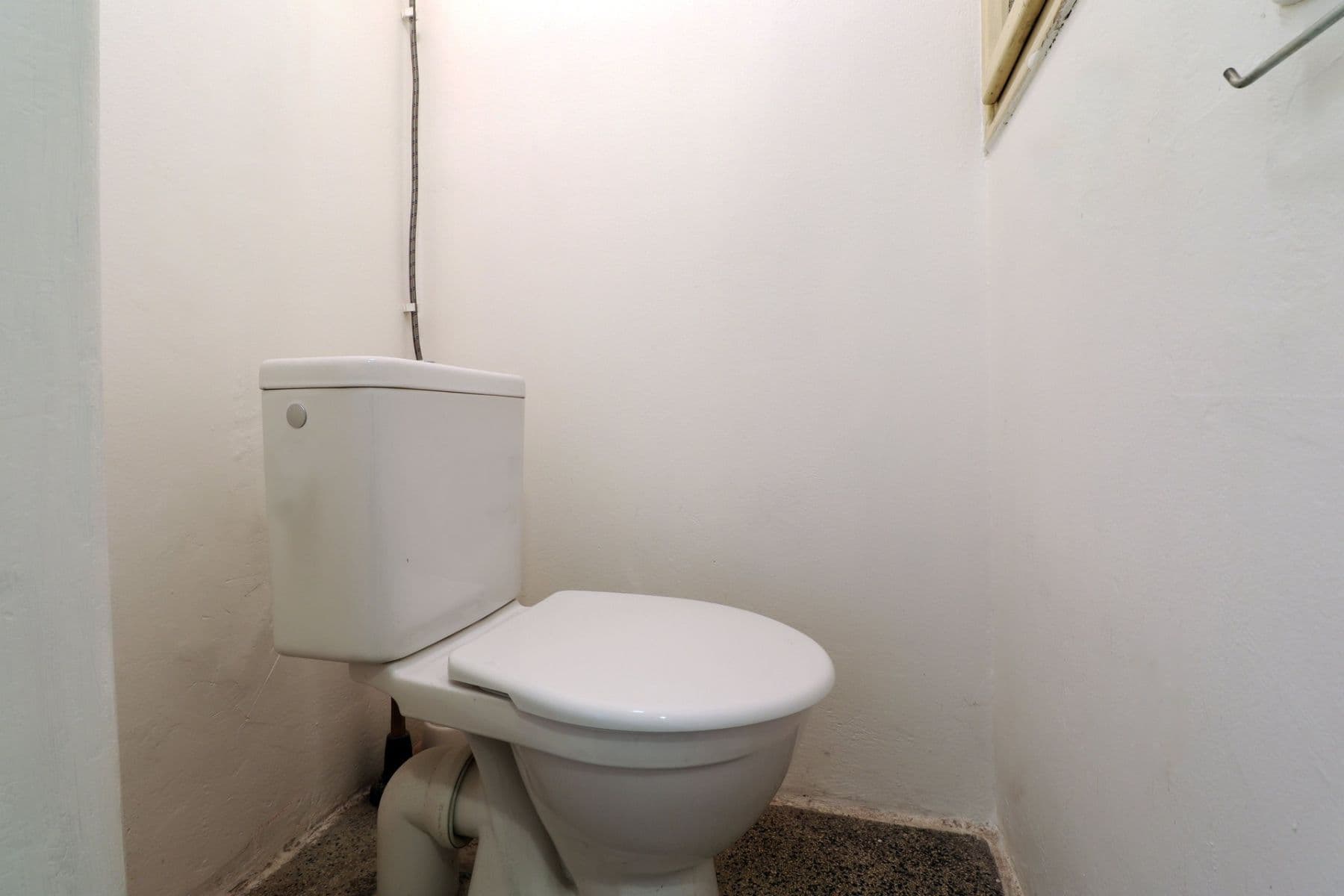 Prenájom bytu 1-izbový 44 m², Husinecká, Praha, Praha Prenájom bytu 1-izbový 44 m², Husinecká, Praha, Praha