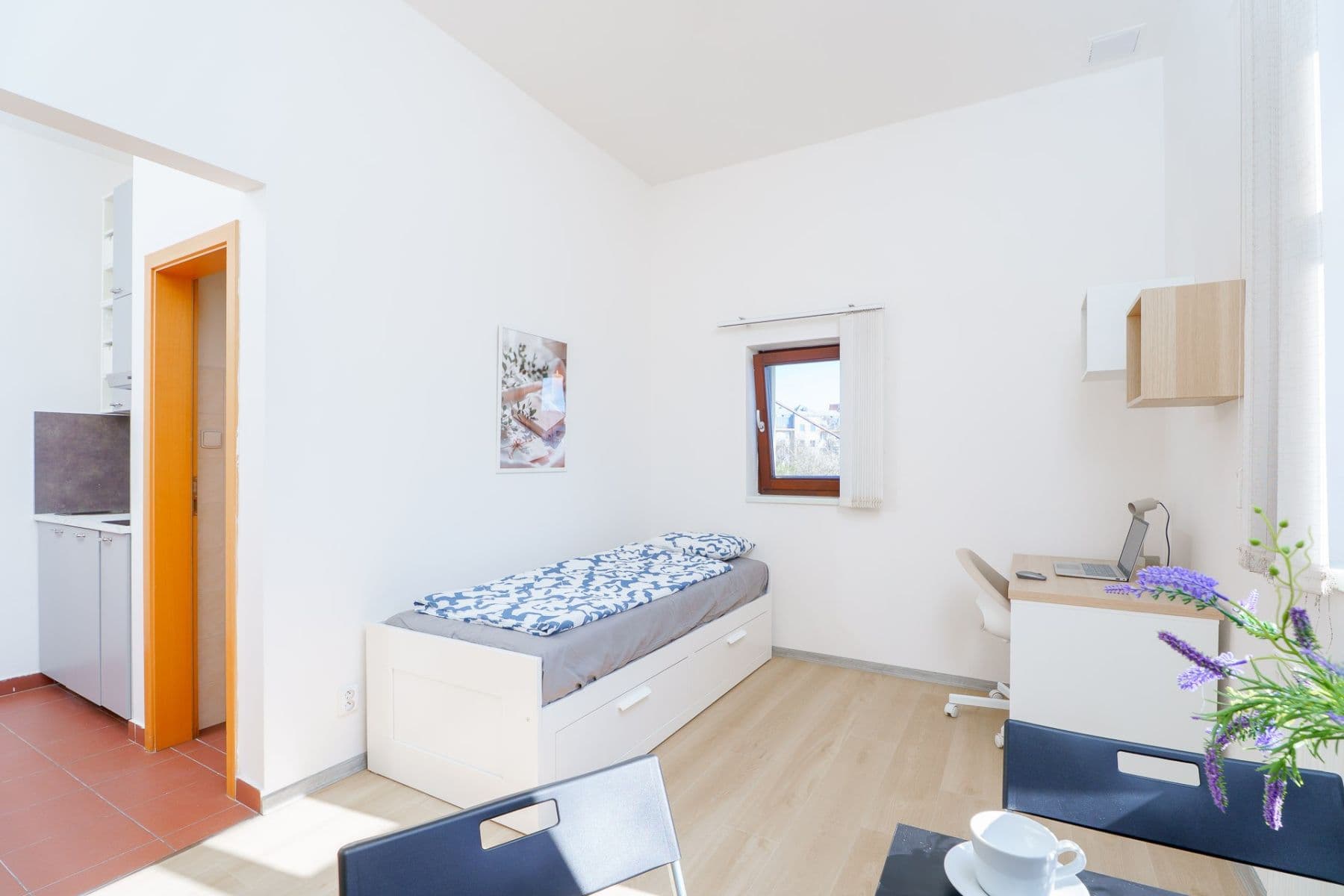 Prenájom bytu 1-izbový 30 m², Kolčavka, Praha, Praha Prenájom bytu 1-izbový 30 m², Kolčavka, Praha, Praha