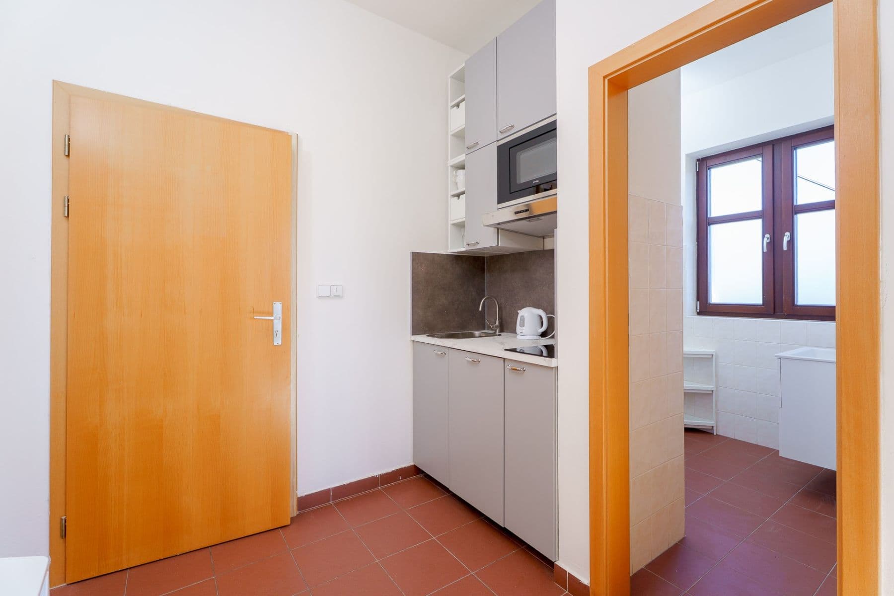 Prenájom bytu 1-izbový 30 m², Kolčavka, Praha, Praha Prenájom bytu 1-izbový 30 m², Kolčavka, Praha, Praha
