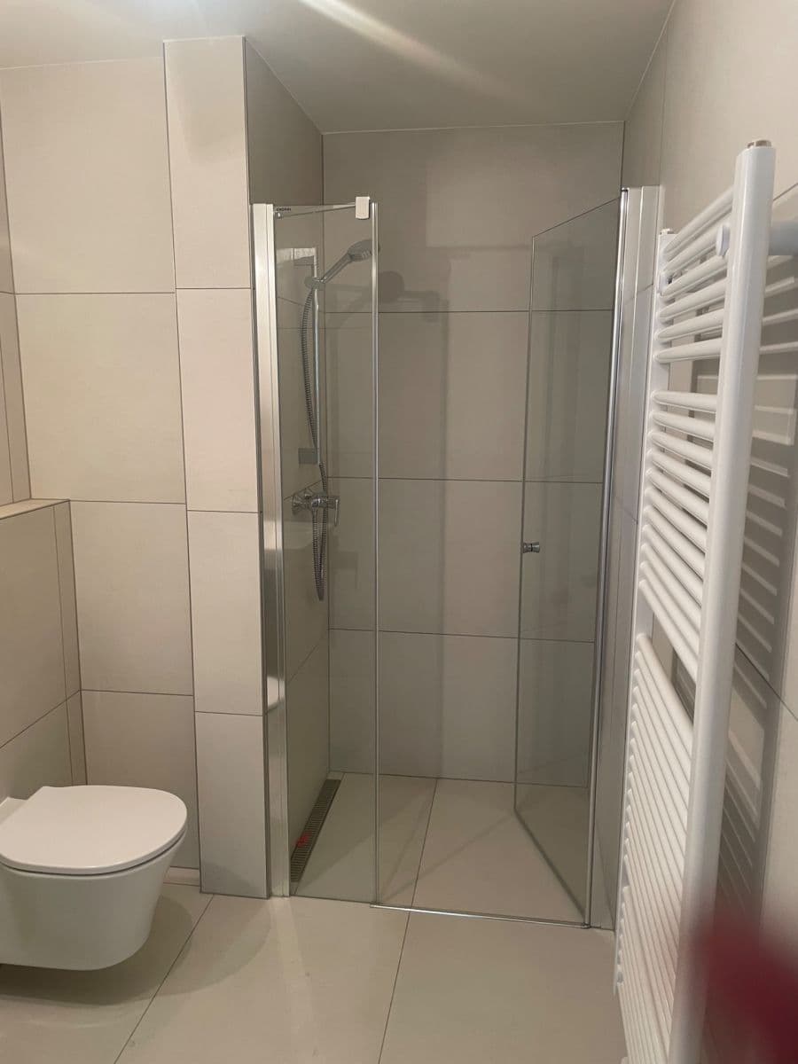 Prenájom bytu 2-izbový 34 m², Krymská, Praha, Praha Prenájom bytu 2-izbový 34 m², Krymská, Praha, Praha