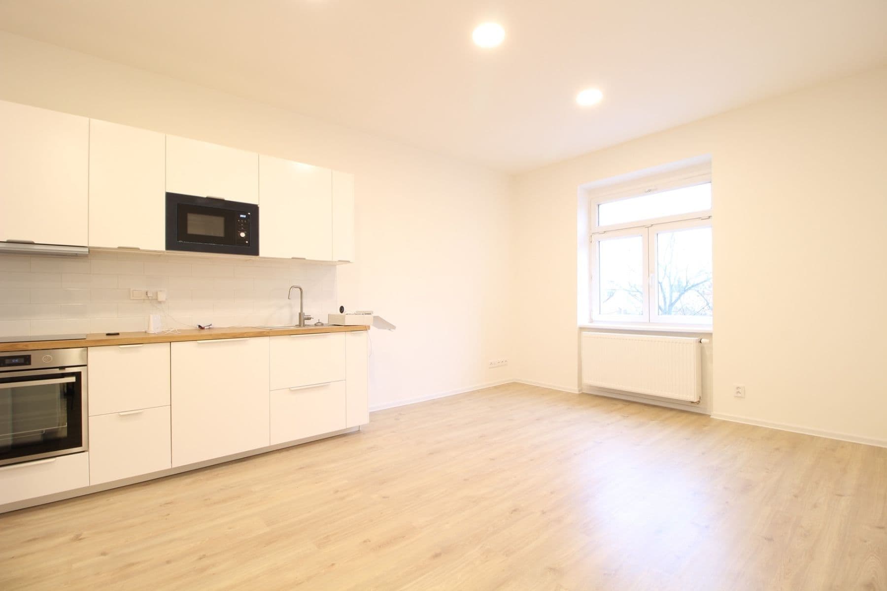 Prenájom bytu 2-izbový 51 m², Freyova, Praha, Praha Prenájom bytu 2-izbový 51 m², Freyova, Praha, Praha