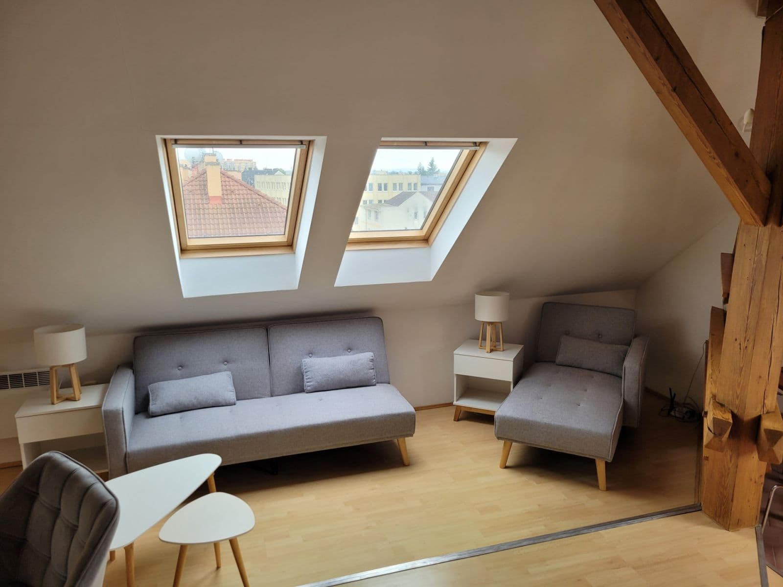Prenájom bytu 2-izbový 65 m², Albertova, Hradec Králové, Královéhradecký kraj Prenájom bytu 2-izbový 65 m², Albertova, Hradec Králové, Královéhradecký kraj