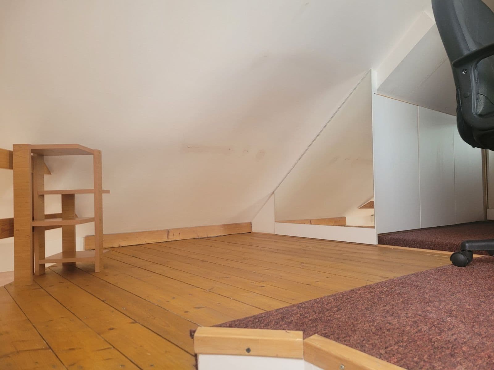 Prenájom bytu 2-izbový 65 m², Albertova, Hradec Králové, Královéhradecký kraj Prenájom bytu 2-izbový 65 m², Albertova, Hradec Králové, Královéhradecký kraj