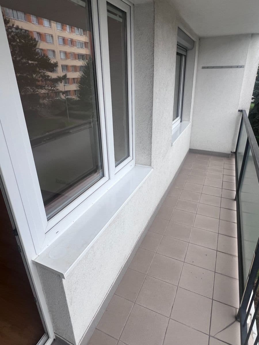 Prenájom bytu 2-izbový 46 m², Golfová, Praha, Praha Prenájom bytu 2-izbový 46 m², Golfová, Praha, Praha