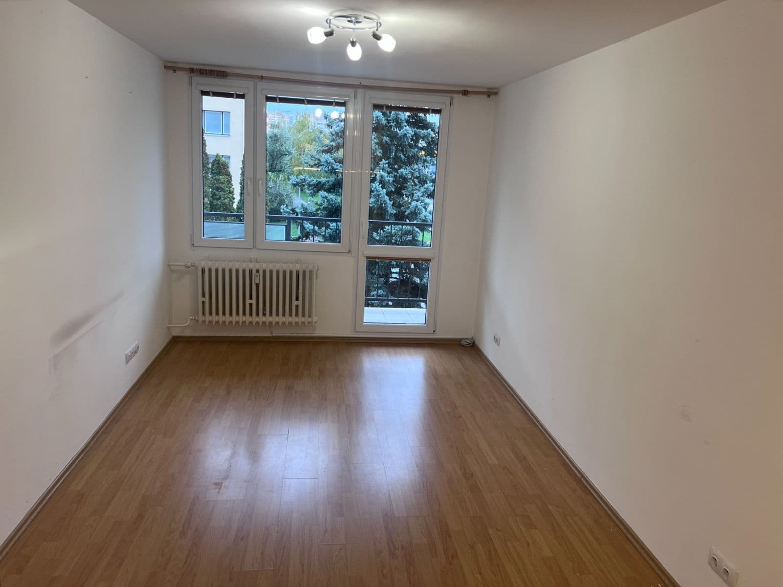 Prenájom bytu 2-izbový 46 m², Golfová, Praha, Praha Prenájom bytu 2-izbový 46 m², Golfová, Praha, Praha