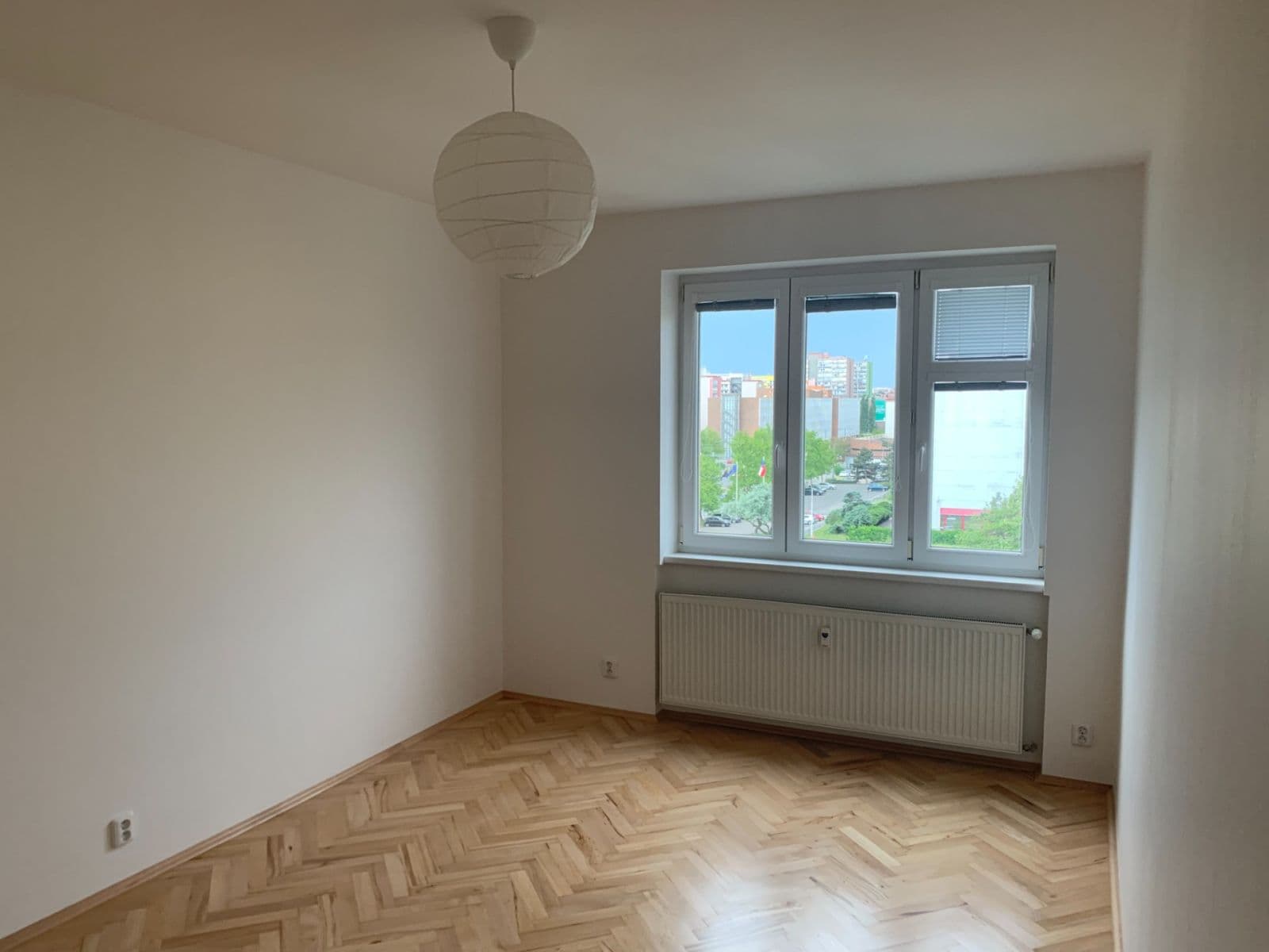 Predaj bytu 3-izbový 80 m², Čeljabinská, Praha, Praha Predaj bytu 3-izbový 80 m², Čeljabinská, Praha, Praha