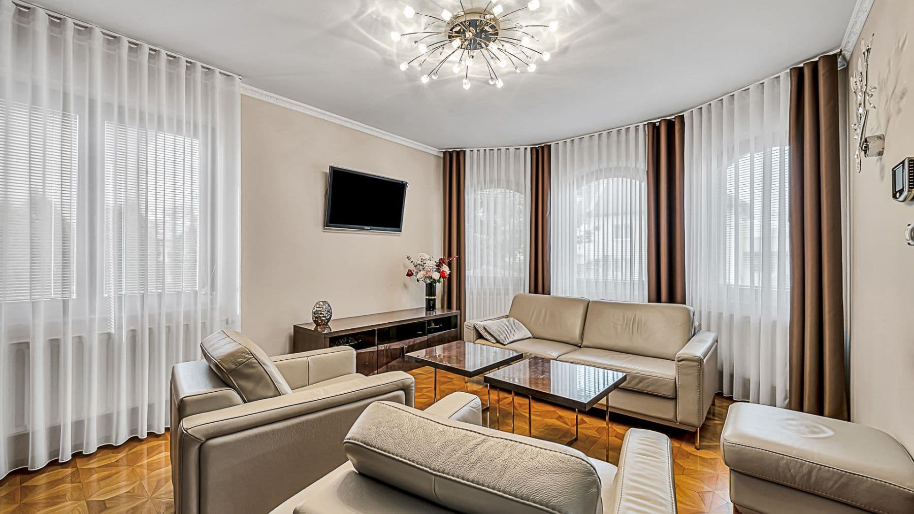 Predaj domu 285 m², pozemek 474 m², Obrovského, Praha, Praha Predaj domu 285 m², pozemek 474 m², Obrovského, Praha, Praha