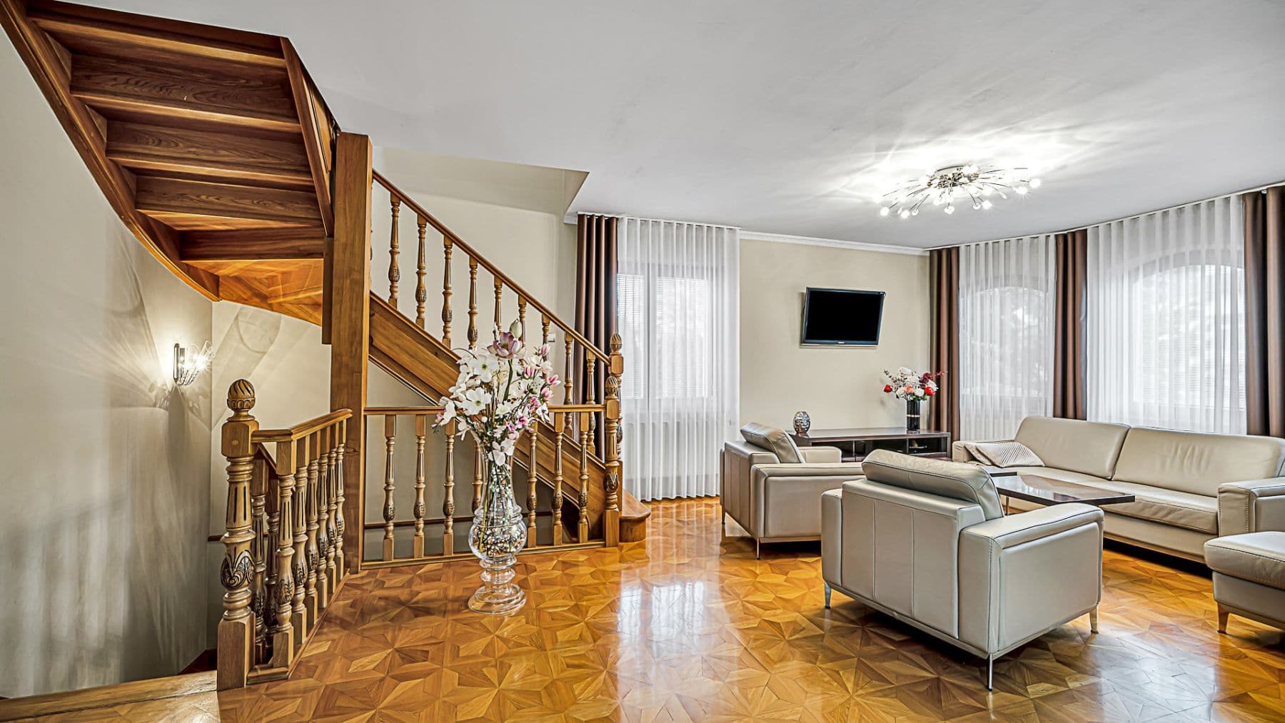 Predaj domu 285 m², pozemek 474 m², Obrovského, Praha, Praha Predaj domu 285 m², pozemek 474 m², Obrovského, Praha, Praha