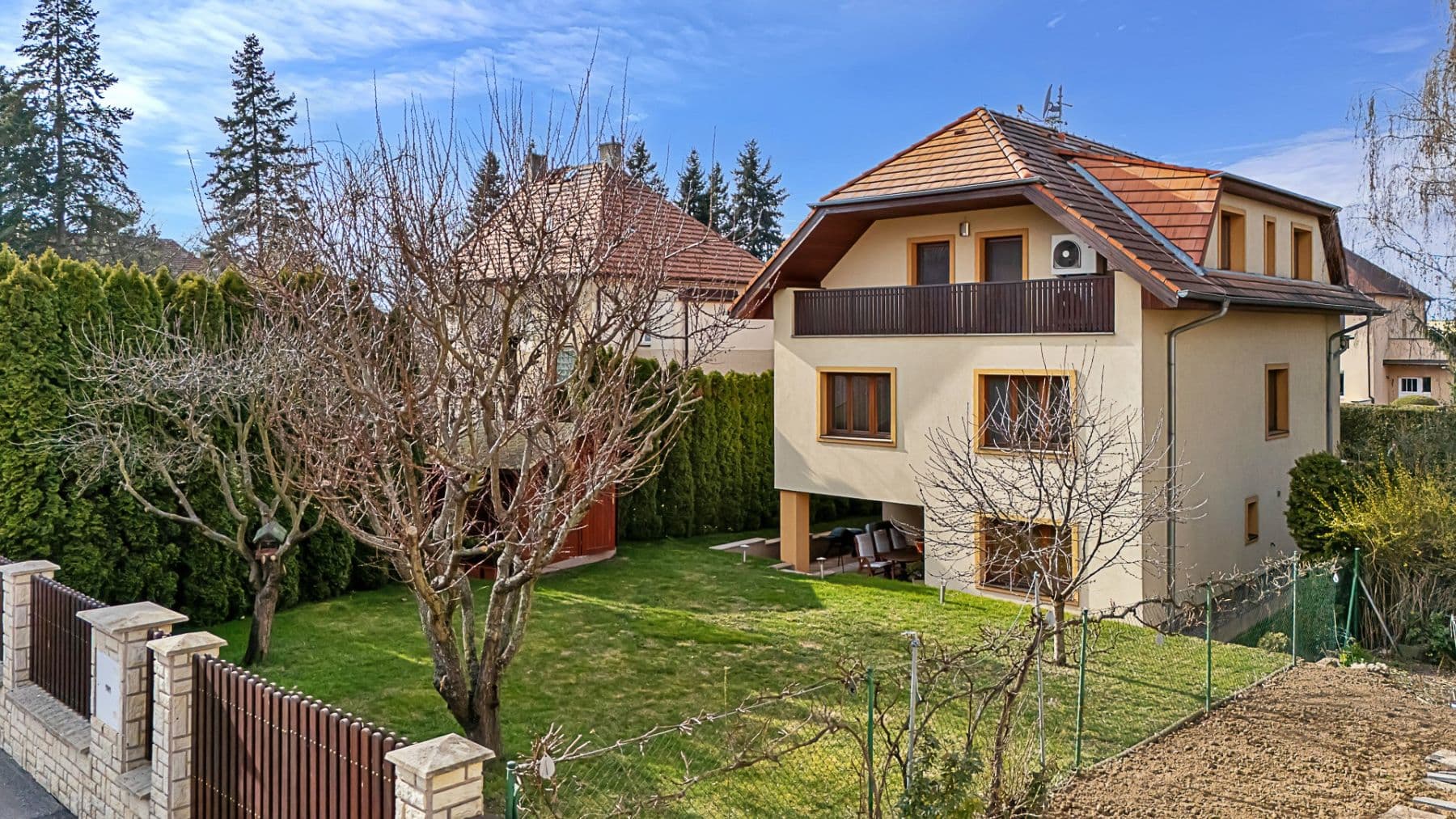 Predaj domu 285 m², pozemek 474 m², Obrovského, Praha, Praha Predaj domu 285 m², pozemek 474 m², Obrovského, Praha, Praha