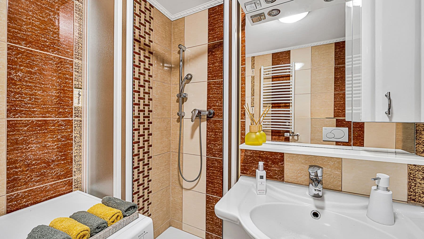 Predaj domu 285 m², pozemek 474 m², Obrovského, Praha, Praha Predaj domu 285 m², pozemek 474 m², Obrovského, Praha, Praha