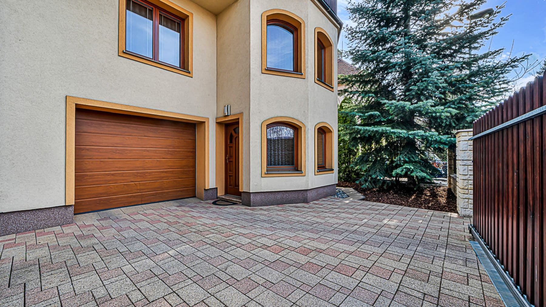 Predaj domu 285 m², pozemek 474 m², Obrovského, Praha, Praha Predaj domu 285 m², pozemek 474 m², Obrovského, Praha, Praha