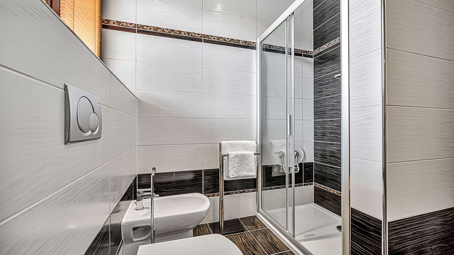 Predaj domu 285 m², pozemek 474 m², Obrovského, Praha, Praha Predaj domu 285 m², pozemek 474 m², Obrovského, Praha, Praha