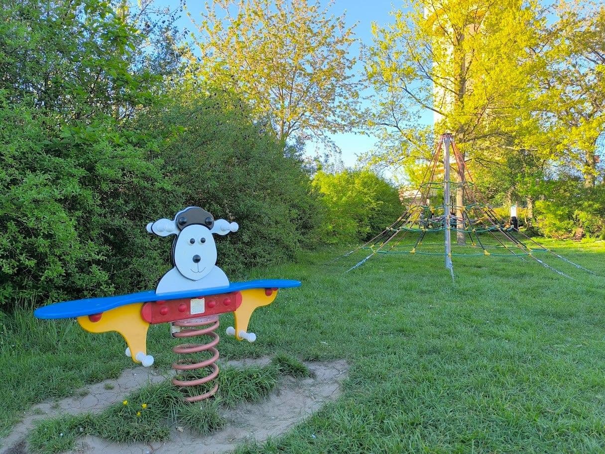 Predaj pozemku 349 m², Kolín, Středočeský kraj Predaj pozemku 349 m², Kolín, Středočeský kraj