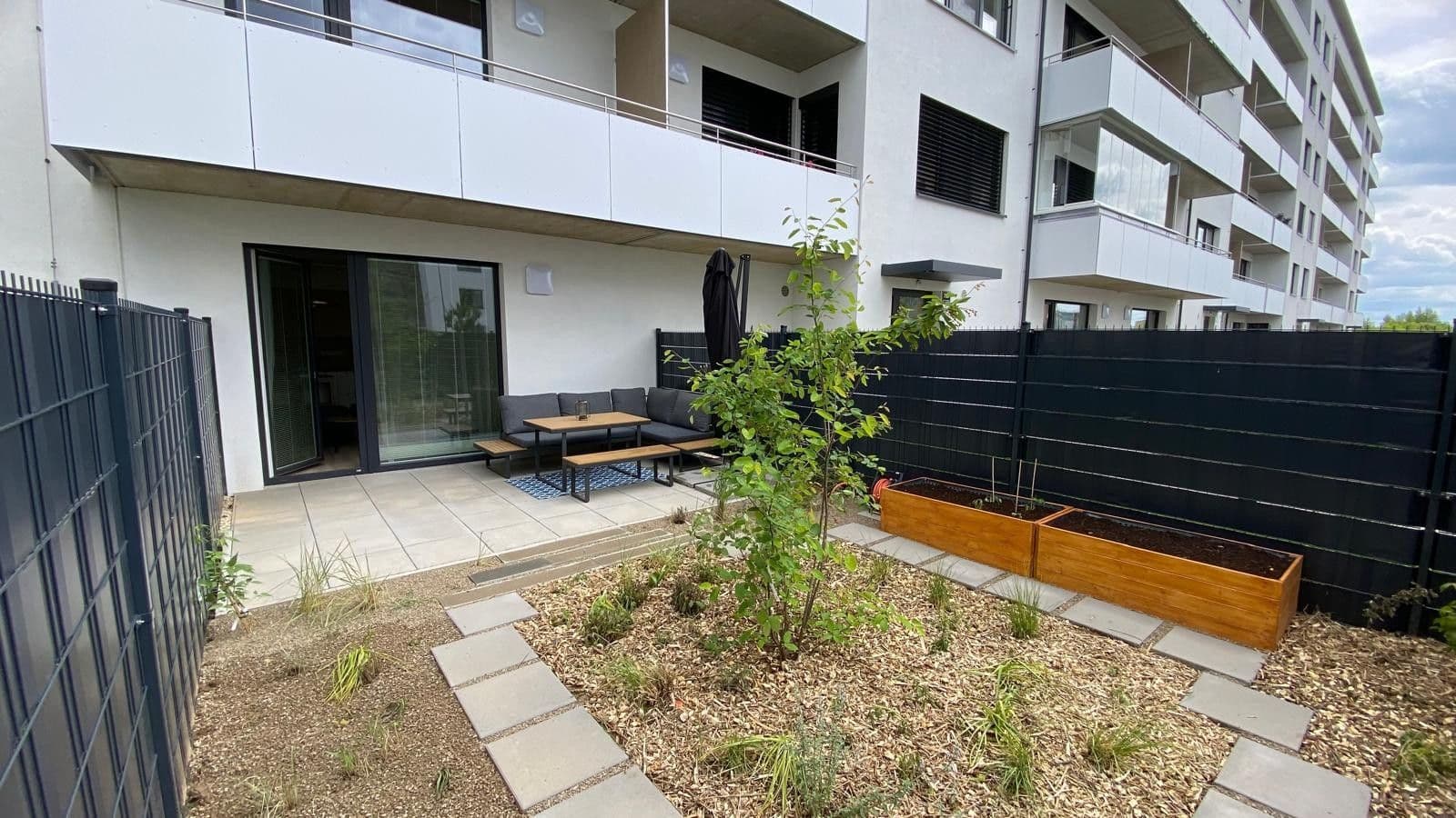 Prenájom bytu 1-izbový 35 m², Jižní, Brno, Jihomoravský kraj Prenájom bytu 1-izbový 35 m², Jižní, Brno, Jihomoravský kraj