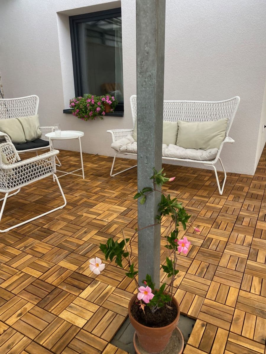 Prenájom bytu 1-izbový 25 m², Československé armády, Slavkov u Brna, Jihomoravský kraj Prenájom bytu 1-izbový 25 m², Československé armády, Slavkov u Brna, Jihomoravský kraj