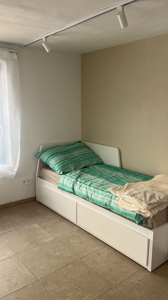 Prenájom bytu 1-izbový 25 m², Československé armády, Slavkov u Brna, Jihomoravský kraj Prenájom bytu 1-izbový 25 m², Československé armády, Slavkov u Brna, Jihomoravský kraj