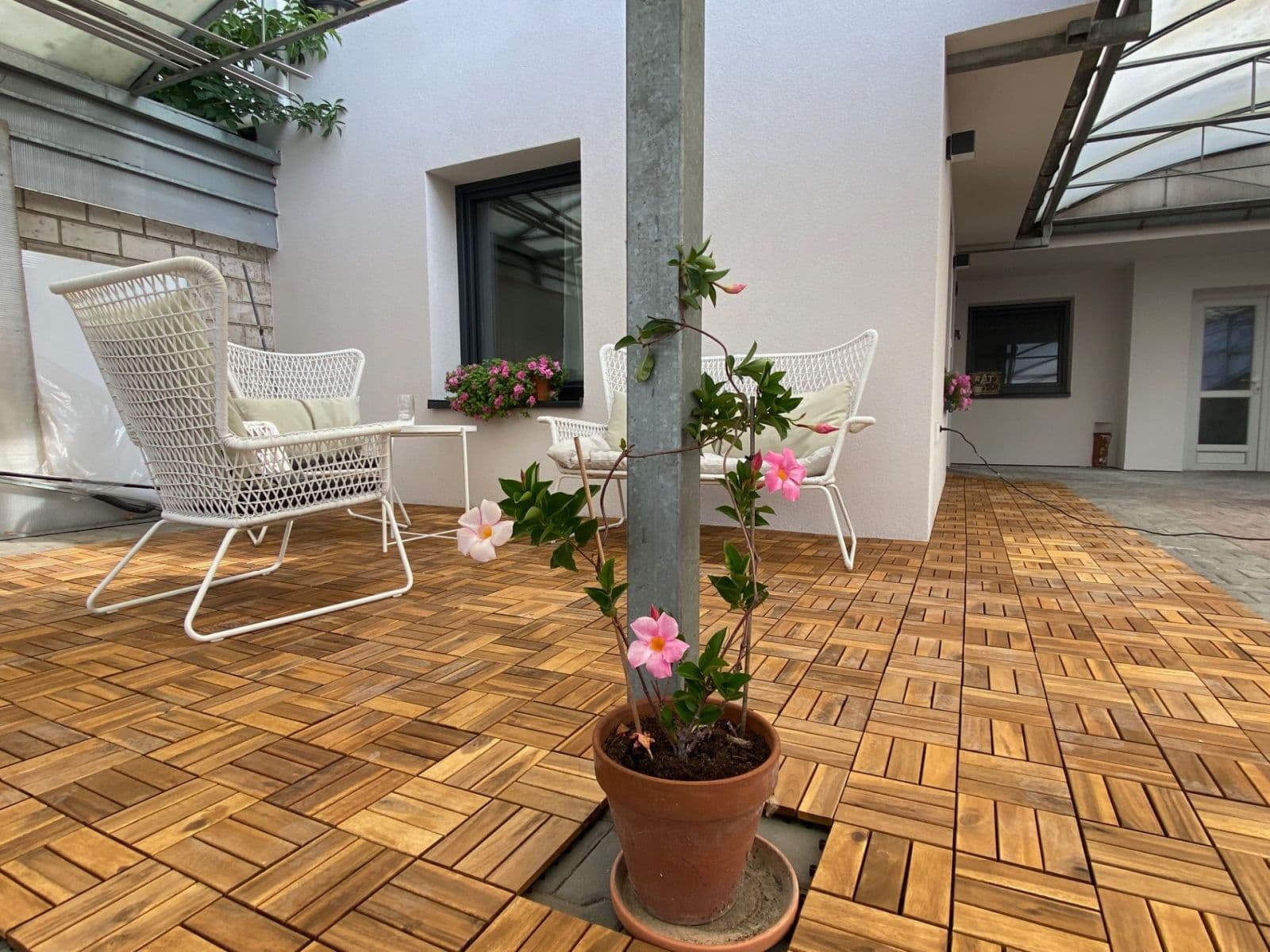 Prenájom bytu 1-izbový 25 m², Československé armády, Slavkov u Brna, Jihomoravský kraj Prenájom bytu 1-izbový 25 m², Československé armády, Slavkov u Brna, Jihomoravský kraj
