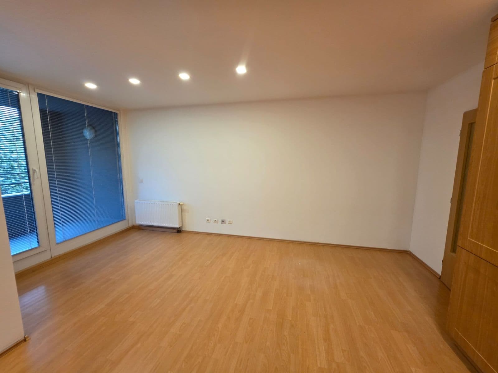 Prenájom bytu 2-izbový 40 m², Kostomlatská, Praha, Praha Prenájom bytu 2-izbový 40 m², Kostomlatská, Praha, Praha