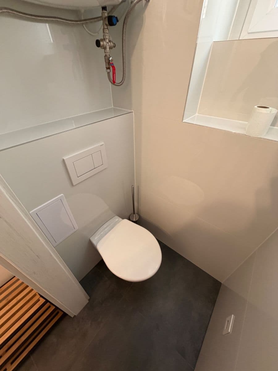 Prenájom bytu 1-izbový 25 m², Košická, Praha, Praha Prenájom bytu 1-izbový 25 m², Košická, Praha, Praha