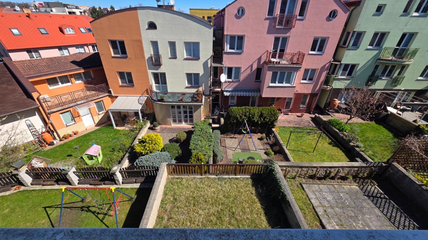 Predaj domu 260 m², pozemek 160 m², Hajní, Praha, Praha Predaj domu 260 m², pozemek 160 m², Hajní, Praha, Praha