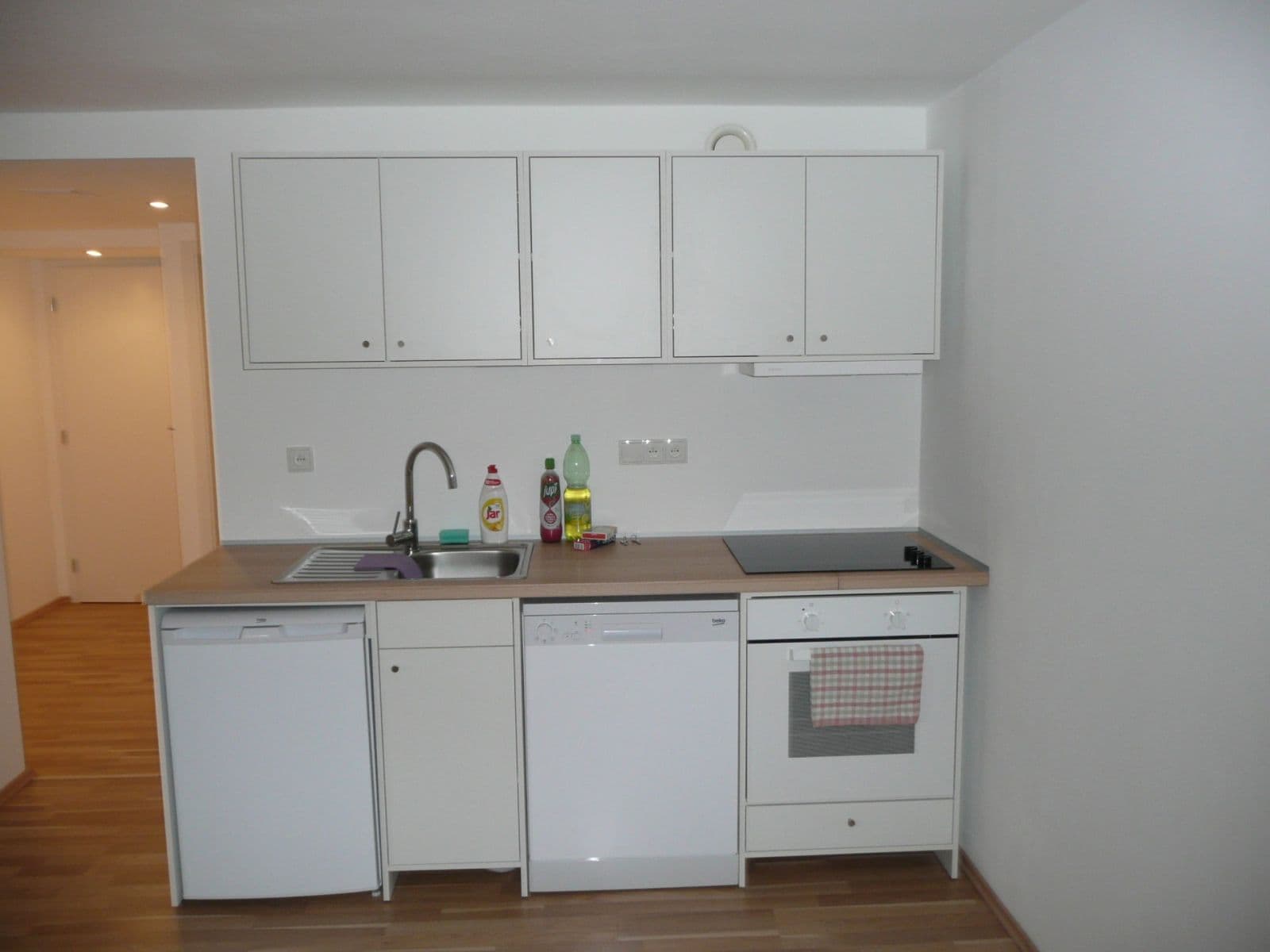 Prenájom bytu 2-izbový 45 m², Na Lužci, Praha, Praha Prenájom bytu 2-izbový 45 m², Na Lužci, Praha, Praha