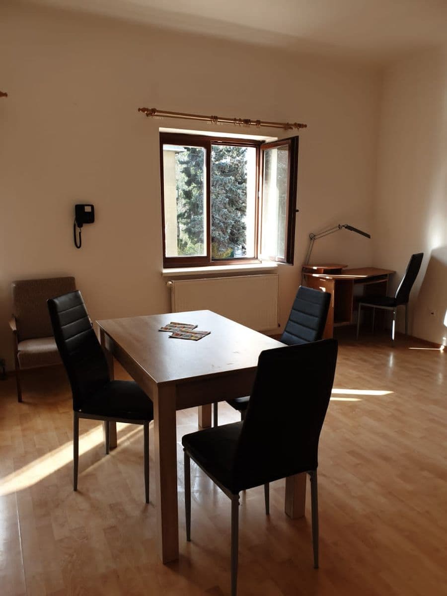 Prenájom bytu 2-izbový 50 m², K Vodojemu, Praha, Praha Prenájom bytu 2-izbový 50 m², K Vodojemu, Praha, Praha