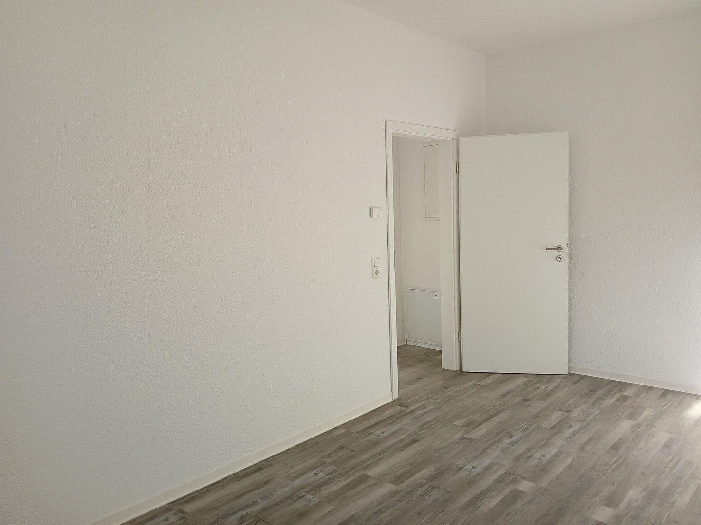 Prenájom bytu 4-izbový 73 m², Winnenden, Bádensko-Wurttembersko Prenájom bytu 4-izbový 73 m², Winnenden, Bádensko-Wurttembersko