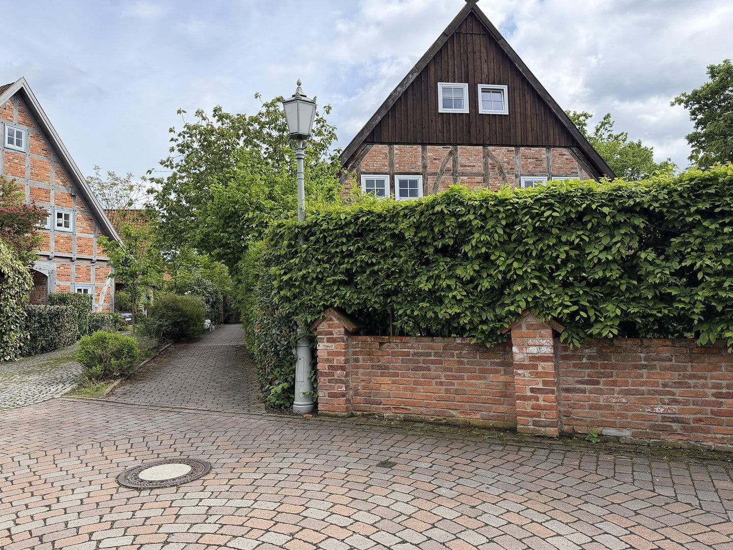 Prenájom domu 121 m², pozemek 251 m², Isernhagen, Dolné Sasko Prenájom domu 121 m², pozemek 251 m², Isernhagen, Dolné Sasko