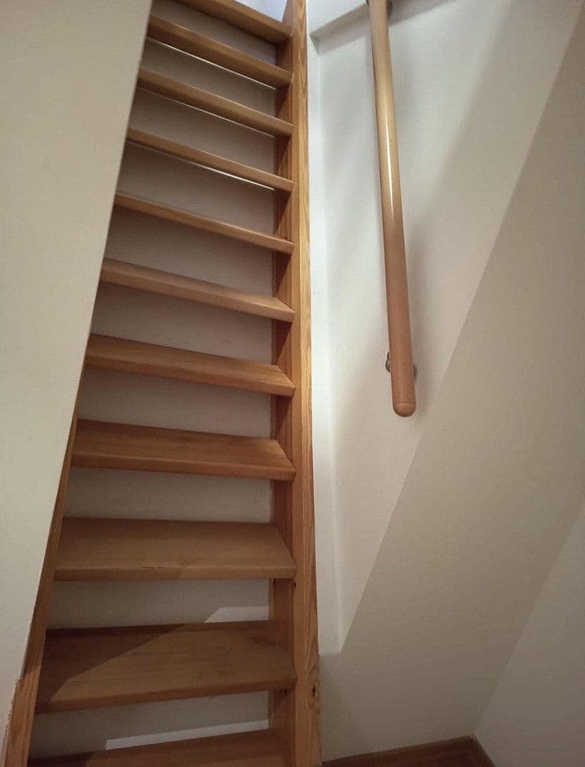 Prenájom domu 121 m², pozemek 251 m², Isernhagen, Dolné Sasko Prenájom domu 121 m², pozemek 251 m², Isernhagen, Dolné Sasko