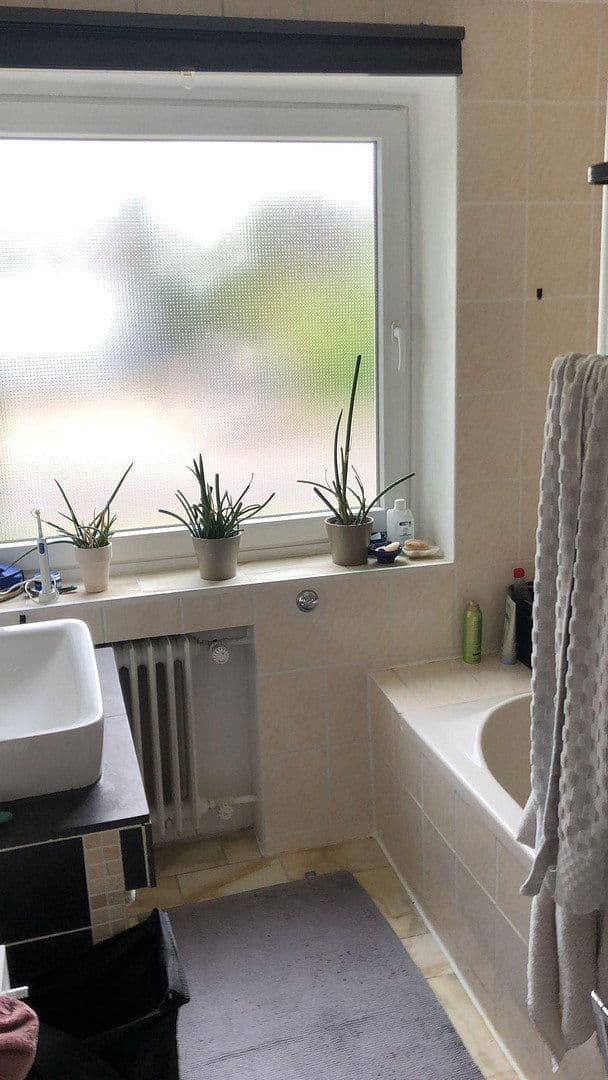Prenájom bytu 3-izbový 93 m², Bleyerheider Straße 26, Herzogenrath, Severné Porýnie - Westfálsko Prenájom bytu 3-izbový 93 m², Bleyerheider Straße 26, Herzogenrath, Severné Porýnie - Westfálsko