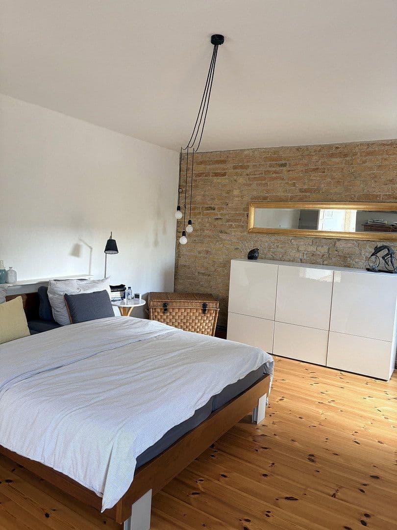 Predaj domu 151 m², pozemek 579 m², Berlin, Berlín Predaj domu 151 m², pozemek 579 m², Berlin, Berlín
