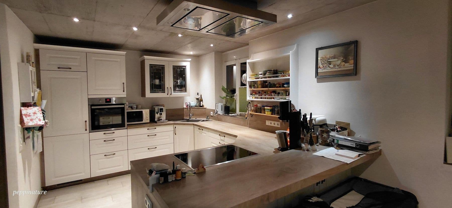 Prenájom domu 240 m², pozemek 2.300 m², Friedenweiler, Bádensko-Wurttembersko Prenájom domu 240 m², pozemek 2.300 m², Friedenweiler, Bádensko-Wurttembersko