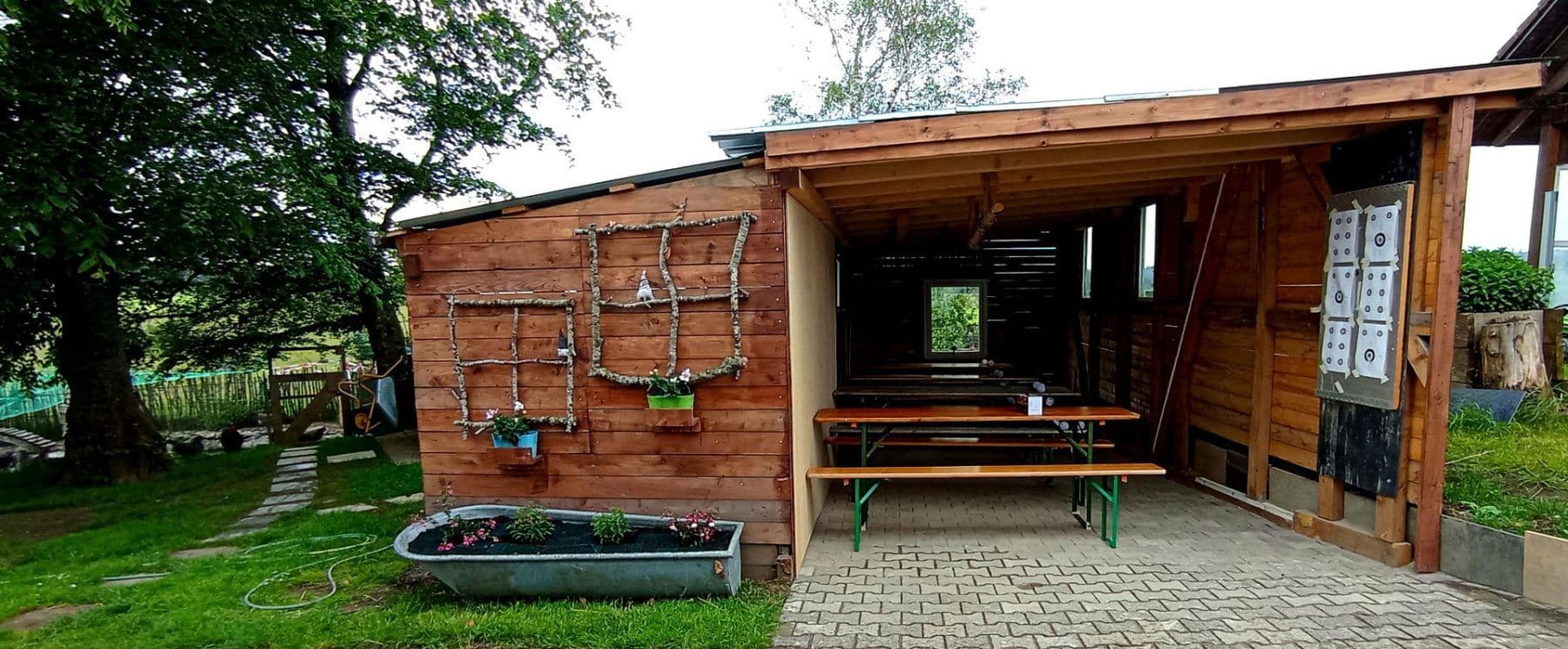 Prenájom domu 240 m², pozemek 2.300 m², Friedenweiler, Bádensko-Wurttembersko Prenájom domu 240 m², pozemek 2.300 m², Friedenweiler, Bádensko-Wurttembersko