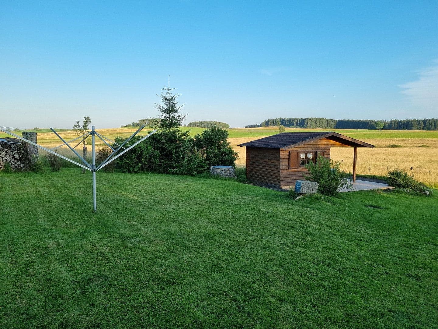 Prenájom domu 240 m², pozemek 2.300 m², Friedenweiler, Bádensko-Wurttembersko Prenájom domu 240 m², pozemek 2.300 m², Friedenweiler, Bádensko-Wurttembersko