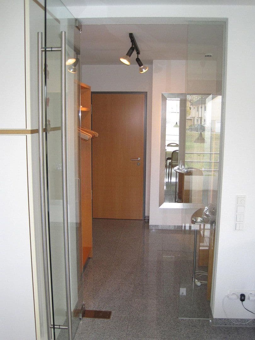 Prenájom bytu 3-izbový 93 m², Bühl, Bádensko-Wurttembersko Prenájom bytu 3-izbový 93 m², Bühl, Bádensko-Wurttembersko