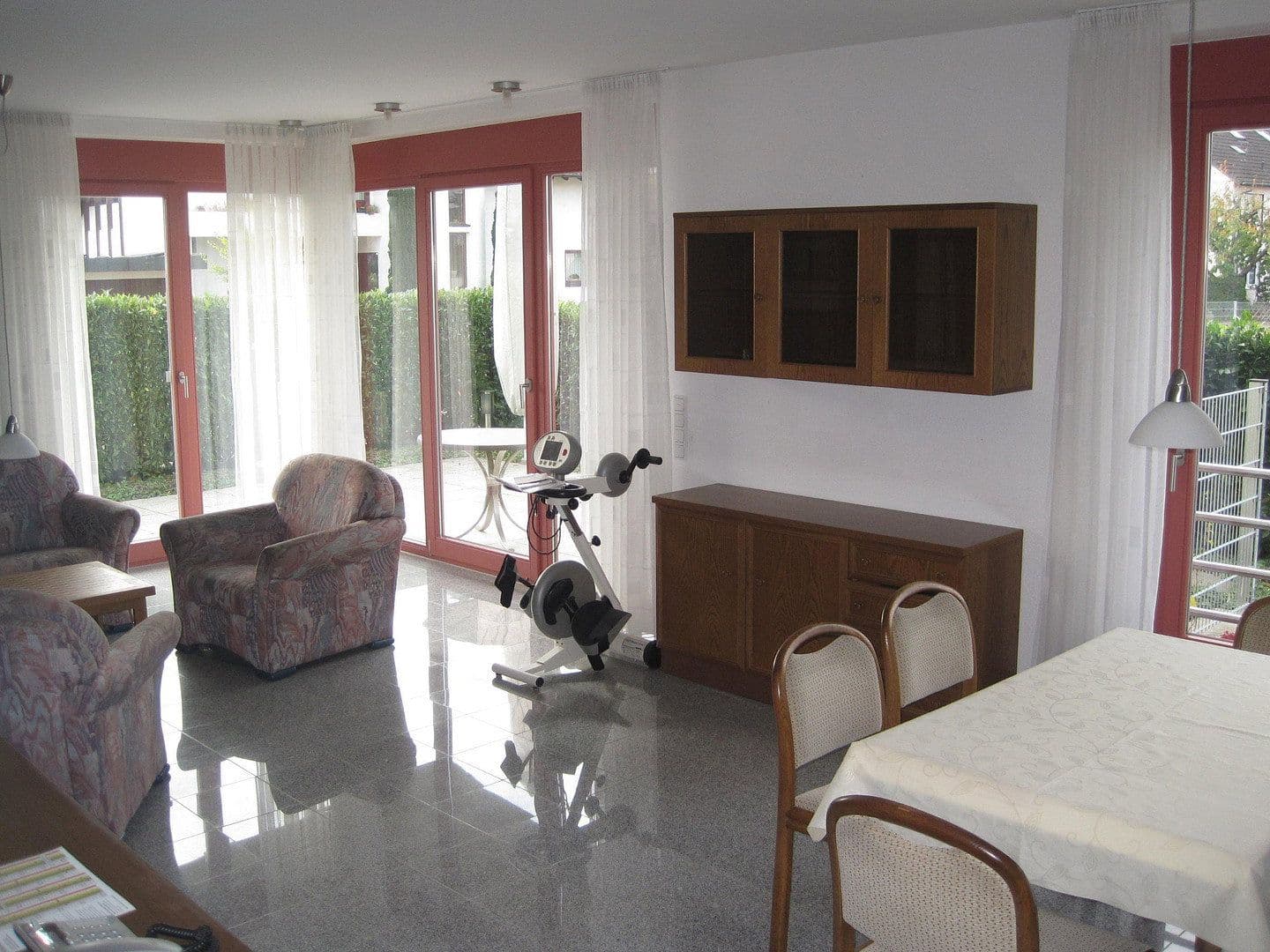 Prenájom bytu 3-izbový 93 m², Bühl, Bádensko-Wurttembersko Prenájom bytu 3-izbový 93 m², Bühl, Bádensko-Wurttembersko