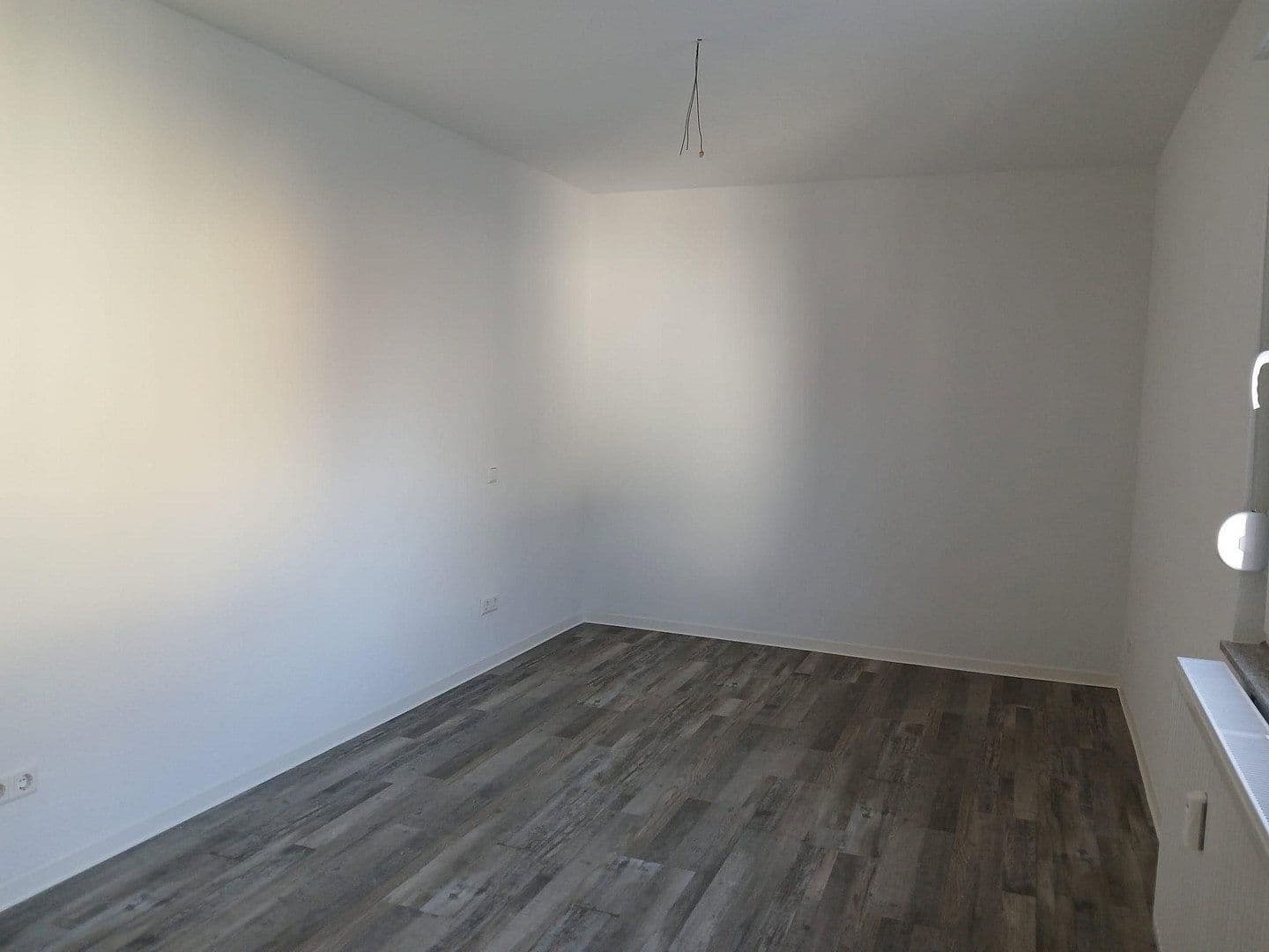 Prenájom bytu 3-izbový 72 m², Winnenden, Bádensko-Wurttembersko Prenájom bytu 3-izbový 72 m², Winnenden, Bádensko-Wurttembersko