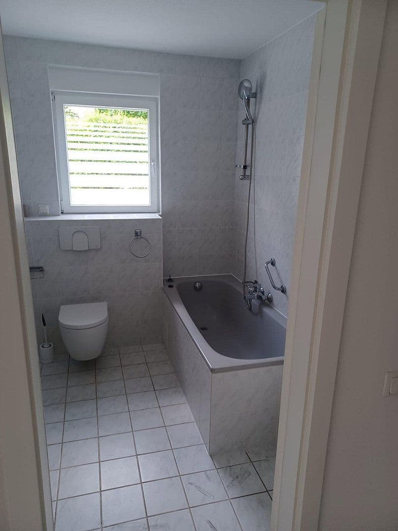Prenájom bytu 2-izbový 60 m², Bergstraße 1-25, Mittenwalde, Brandenbursko Prenájom bytu 2-izbový 60 m², Bergstraße 1-25, Mittenwalde, Brandenbursko