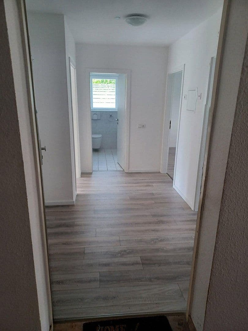 Prenájom bytu 2-izbový 60 m², Bergstraße 1-25, Mittenwalde, Brandenbursko Prenájom bytu 2-izbový 60 m², Bergstraße 1-25, Mittenwalde, Brandenbursko