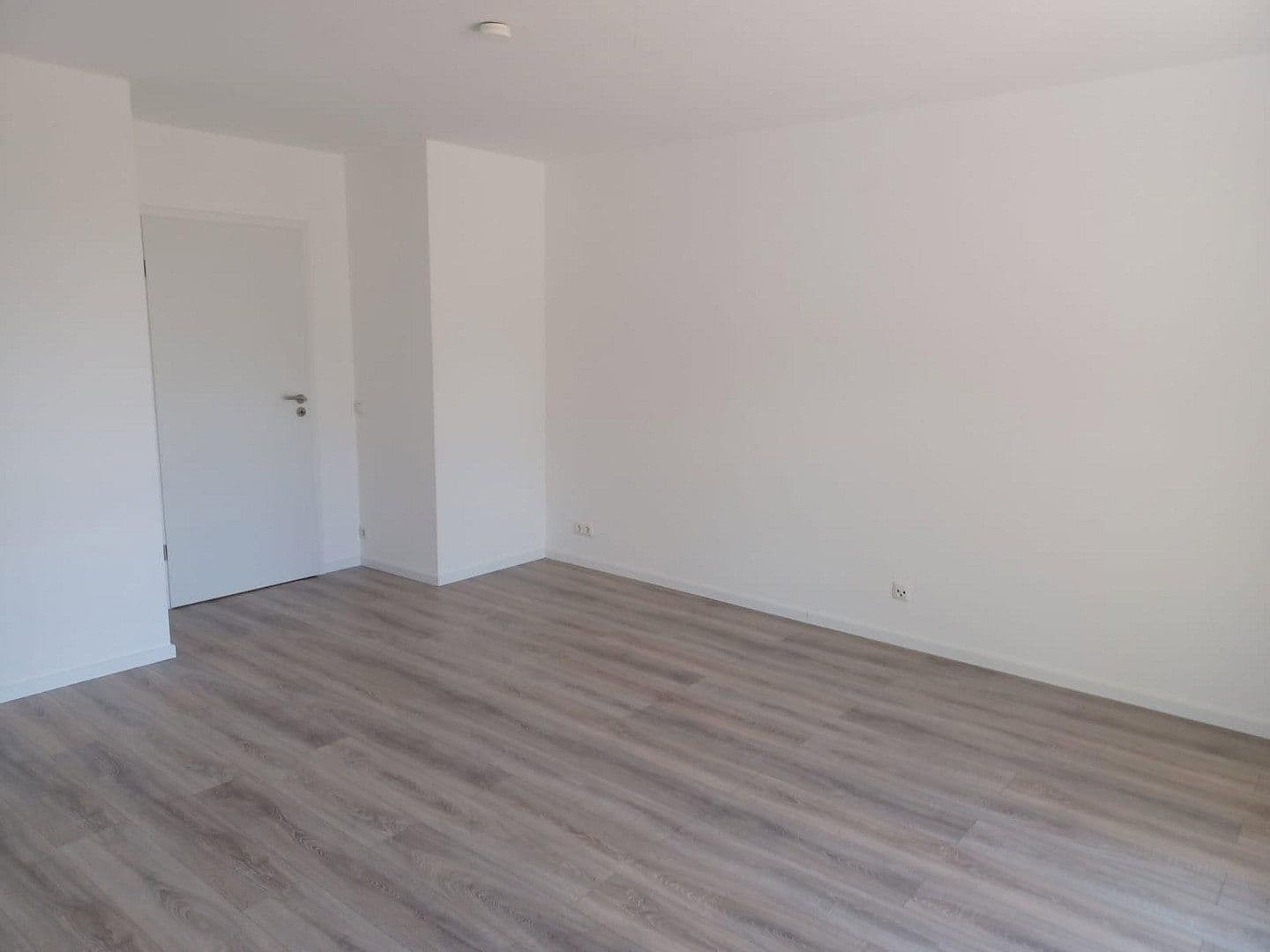 Prenájom bytu 2-izbový 60 m², Bergstraße 3, Mittenwalde, Brandenbursko Prenájom bytu 2-izbový 60 m², Bergstraße 3, Mittenwalde, Brandenbursko