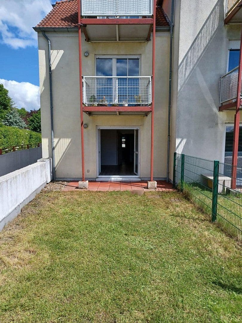 Prenájom bytu 2-izbový 60 m², Bergstraße 3, Mittenwalde, Brandenbursko Prenájom bytu 2-izbový 60 m², Bergstraße 3, Mittenwalde, Brandenbursko