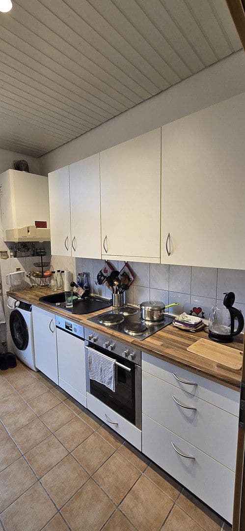 Prenájom bytu 3-izbový 65 m², Hindelangerstraße, Stuttgart-Untertürheim, Bádensko-Wurttembersko Prenájom bytu 3-izbový 65 m², Hindelangerstraße, Stuttgart-Untertürheim, Bádensko-Wurttembersko