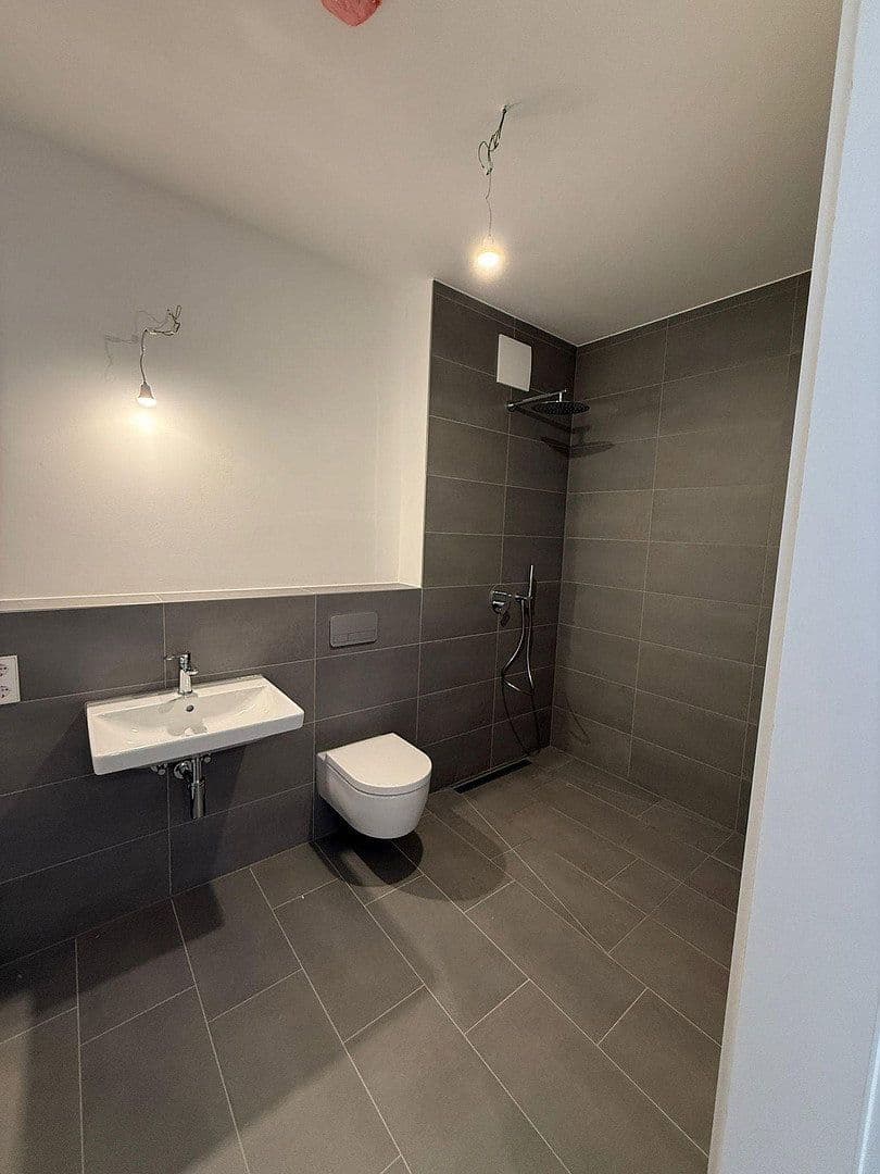 Prenájom bytu 3-izbový 86 m², Bürgerstraße 53A, Berlin, Berlín Prenájom bytu 3-izbový 86 m², Bürgerstraße 53A, Berlin, Berlín