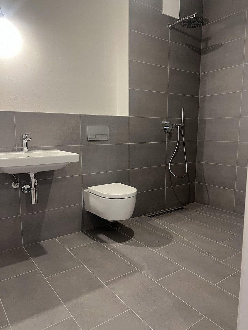 Prenájom bytu 3-izbový 86 m², Bürgerstraße 53A, Berlin, Berlín Prenájom bytu 3-izbový 86 m², Bürgerstraße 53A, Berlin, Berlín