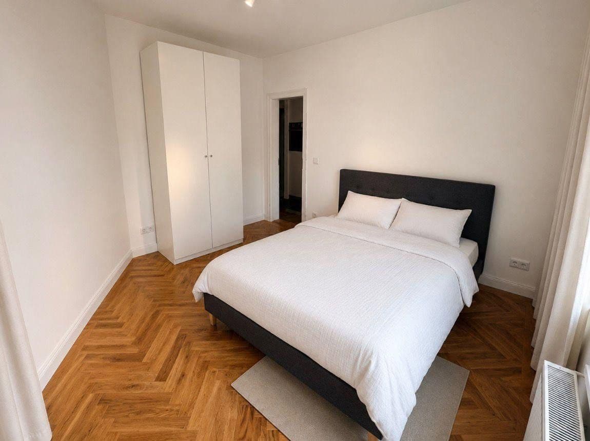 Prenájom bytu 2-izbový 45 m², Elisabethkirchstr. 0, Berlin, Berlín Prenájom bytu 2-izbový 45 m², Elisabethkirchstr. 0, Berlin, Berlín