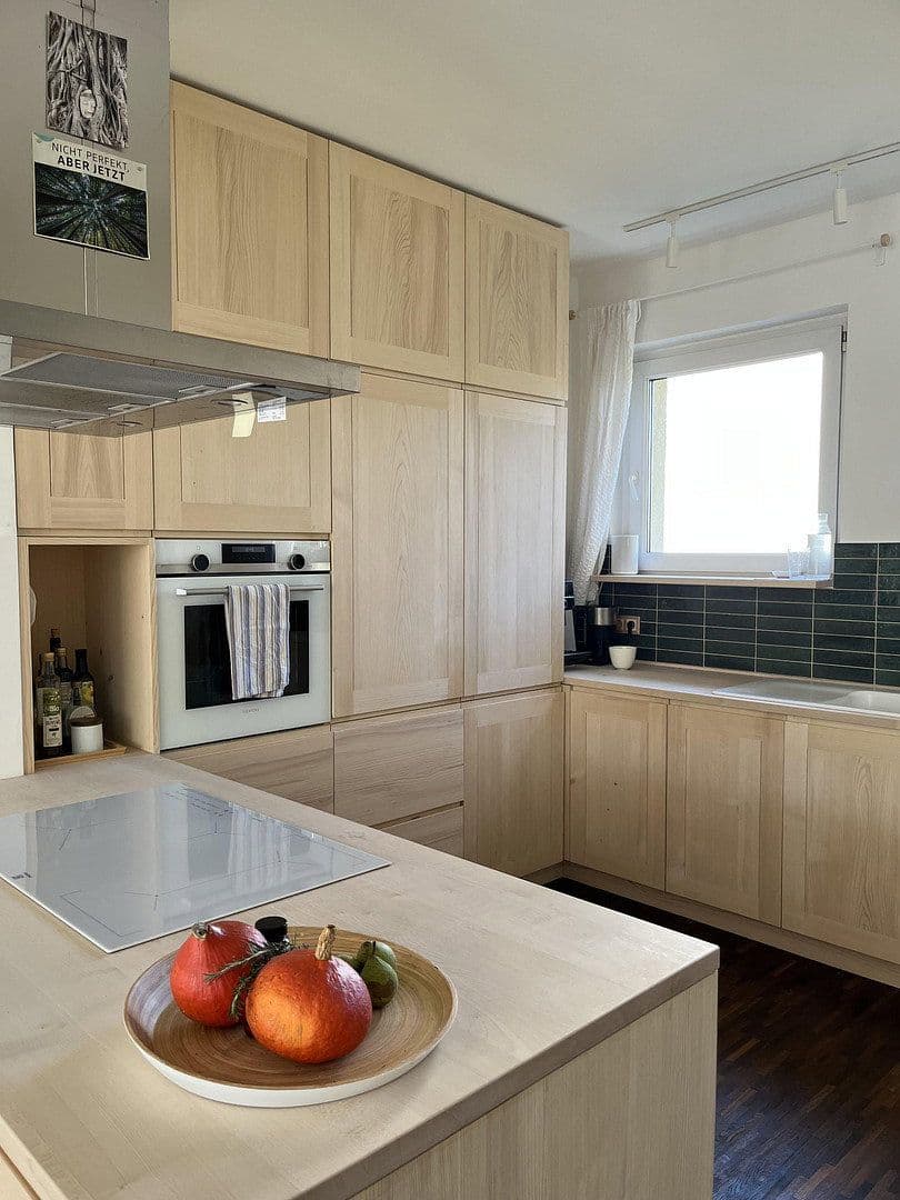 Predaj bytu 3-izbový 80 m², Berlin, Berlín Predaj bytu 3-izbový 80 m², Berlin, Berlín